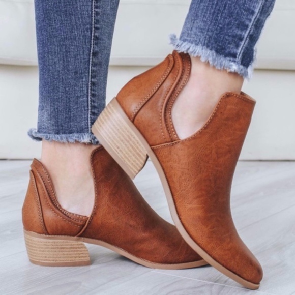 Shoes - DOLLY Cut out VEGAN leather Booties - Cogn…